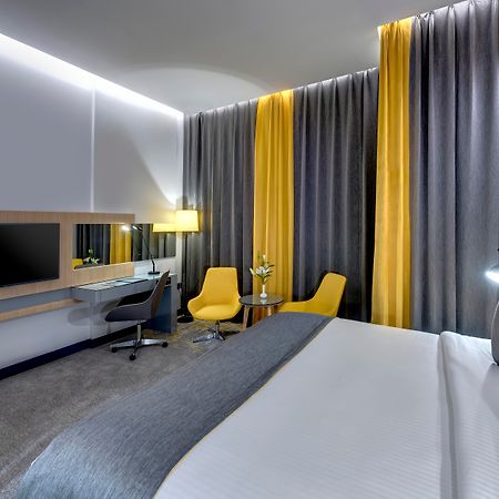 Urban Al Khoory Hotel Дубай Екстериор снимка