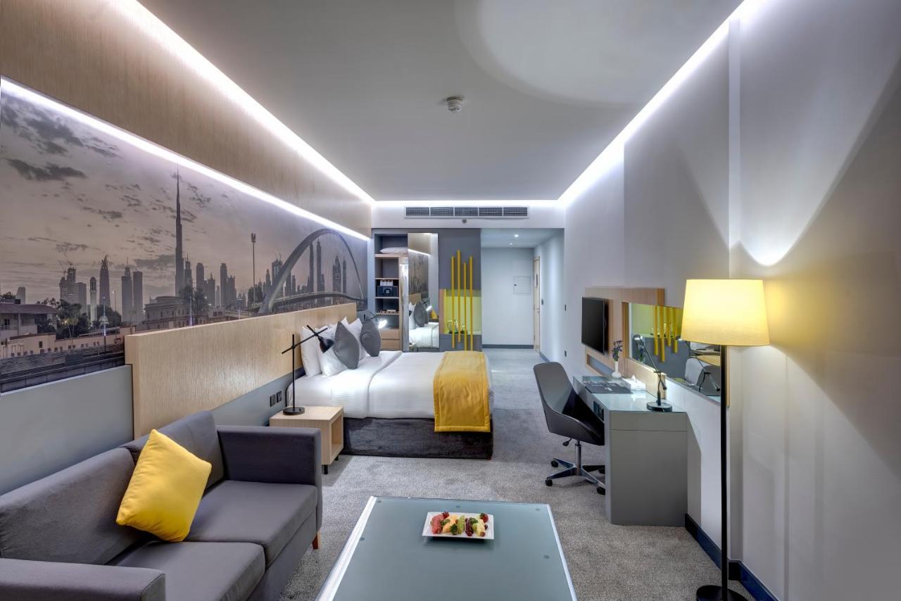 Urban Al Khoory Hotel Дубай Екстериор снимка