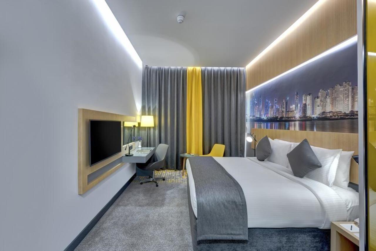 Urban Al Khoory Hotel Дубай Екстериор снимка