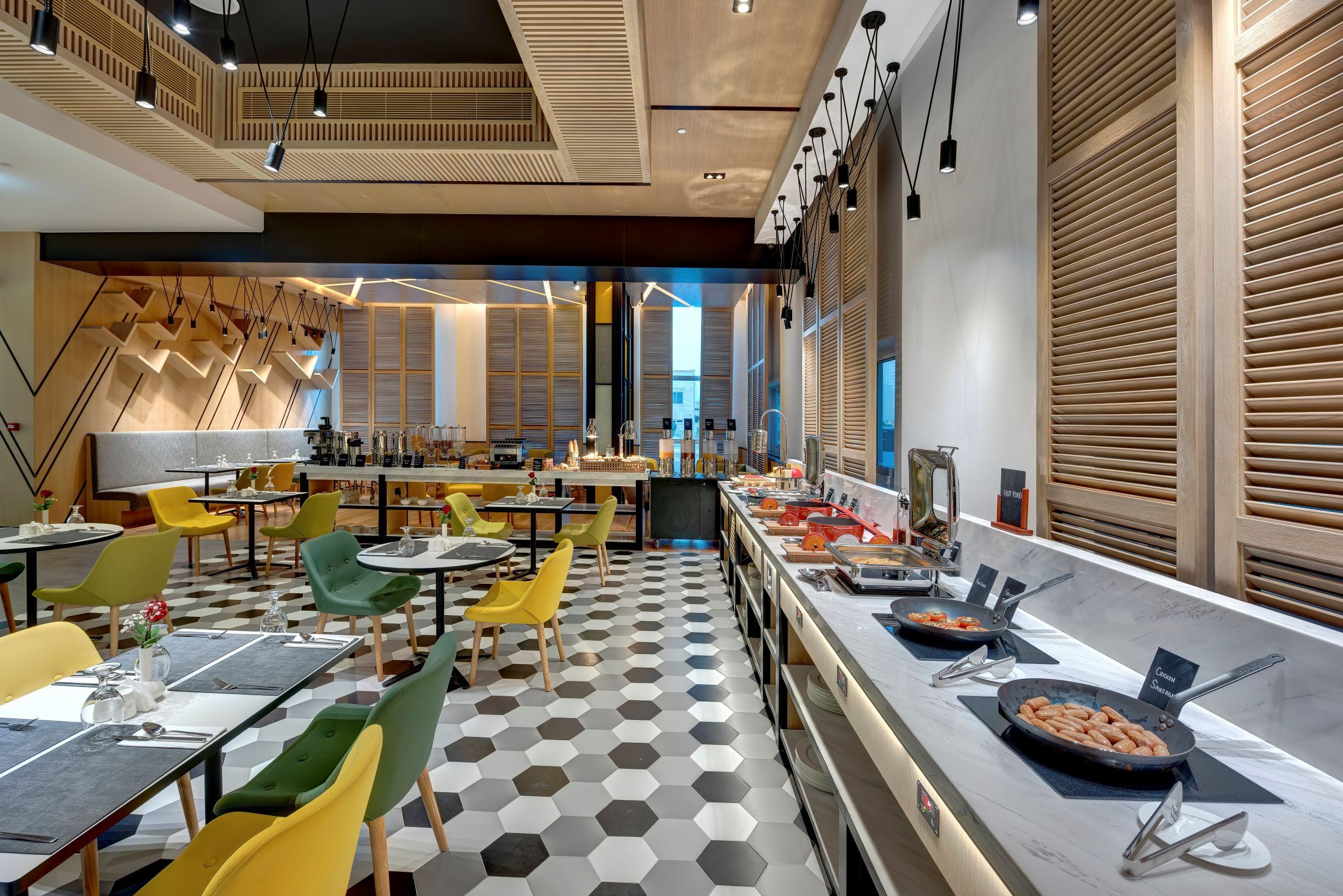 Urban Al Khoory Hotel Дубай Екстериор снимка