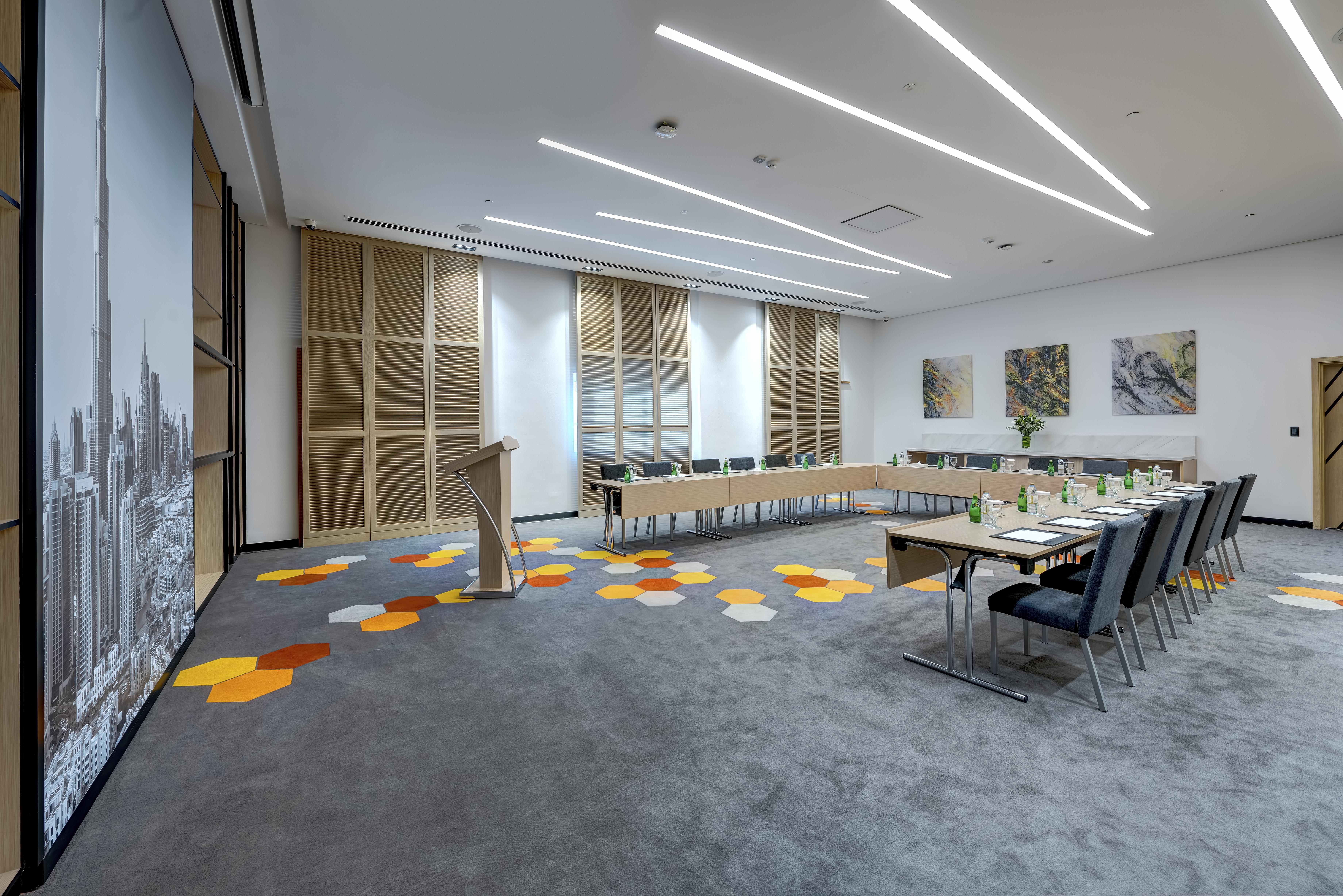 Urban Al Khoory Hotel Дубай Екстериор снимка